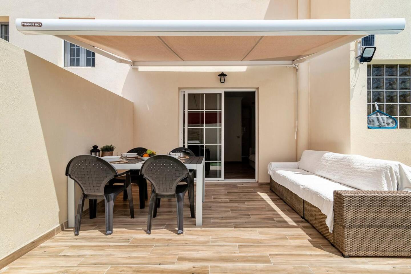Villa Aspen Gran Canaria Arguineguin Buitenkant foto