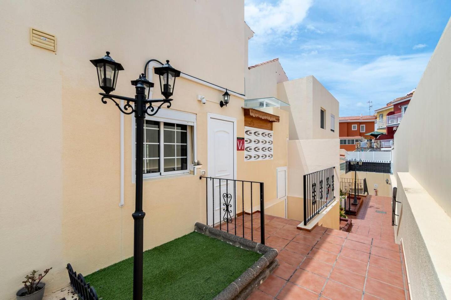 Villa Aspen Gran Canaria Arguineguin Buitenkant foto